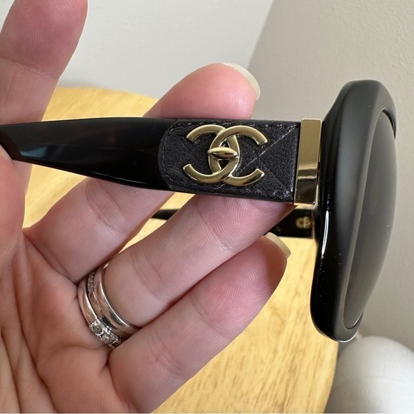 Chanel CC Turnlock Sunglasses 5234 Q Tortoise Quilted Leather Trim - Picture 3 of 16